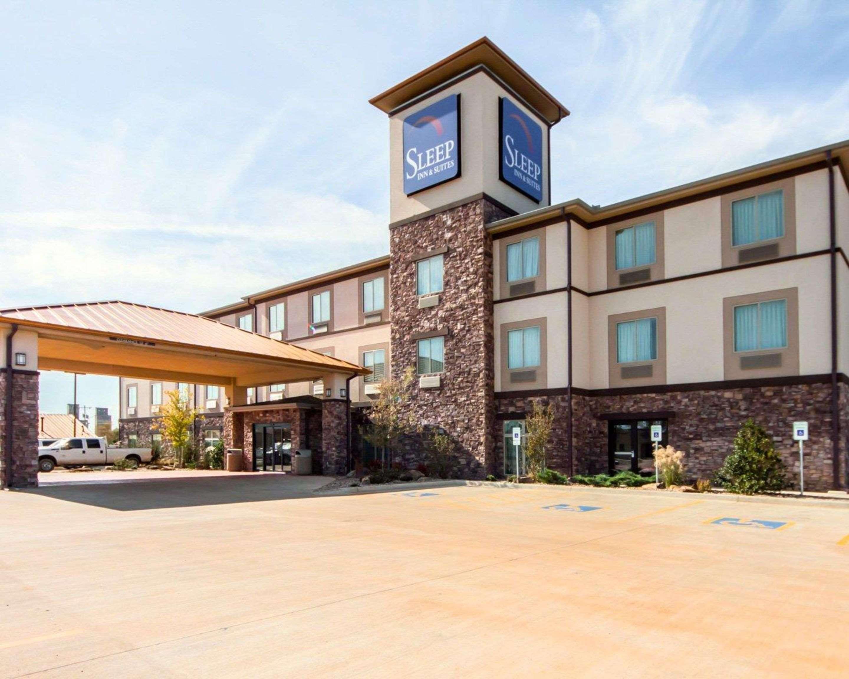 Sleep Inn & Suites Hennessey North Exterior photo