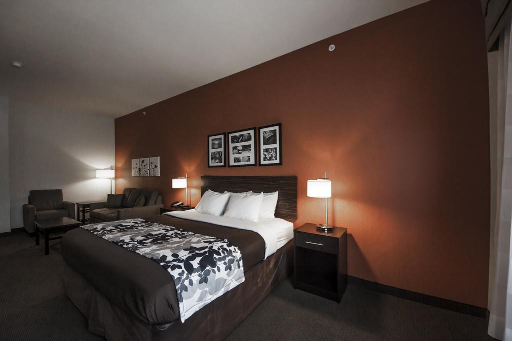 Sleep Inn & Suites Hennessey North Exterior photo